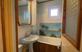 Apartament cu 3 camere, semidecomandat, în zona Noua