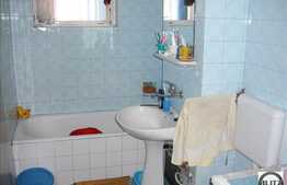 Apartament spatios in zona Titulescu