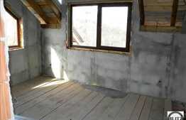 Vanzare casa individuala cu 2200 mp teren!