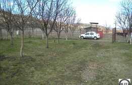 Vanzare casa individuala cu 2200 mp teren!