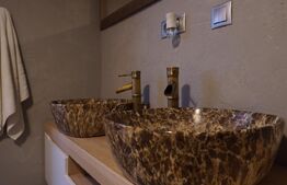 EXCLUSIVITATE! Apartament modern 3 camere, 87mp, 2 bai cu parcare 