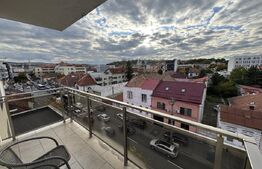 Apartament modern, 2 camere, parcare, zona centrală