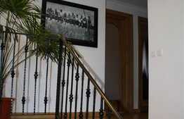 Casa tip duplex pentru familie!