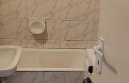 Garsoniera cu balcon, etajul 1, zona Marasti!