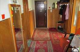 De vanzare 100 mp, 3 camere, zona Interservisan. Boxa la subsol inclusa