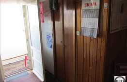 De vanzare 100 mp, 3 camere, zona Interservisan. Boxa la subsol inclusa