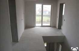 Casa situata intr-un cartier modern si linistit !