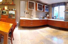 Casă 5 camere,  Garaj dublu • Curte privată • Saună