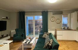 Apartament semidecomandat cu 3 camere, gradina de 80 mp, parcare, zona Terra