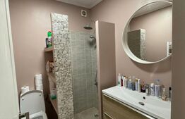 Apartament semidecomandat cu 3 camere, gradina de 80 mp, parcare, zona Terra