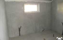 Duplex de vanzare 130 mp utili, 300 mp teren, semifinisat