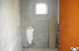 Casa de vanzare147 mp utili, semifinisata