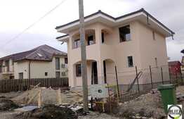 Vanzare casa finalizata in 2013 cu 120 mp utili si 311 mp teren! Zona Cetatii!