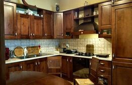 Apartament cu 2 camere, 56 mp, boxa si pod, zona Baritiu, Centru