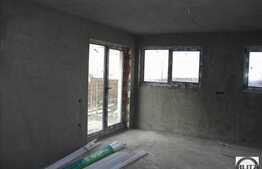 Vanzare duplex, locatie usor accesibila! 110 mp utili! Semifinisat!