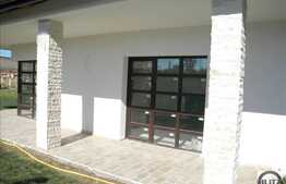 Casa ce-si asteapta proprietarul care sa-i confere personalitate!