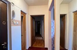 Apartament cu 4 camere, decomandat, 65 mp, Piata Abator
