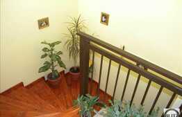 Duplex de vanzare 115 mp utili, 240 mp de teren, imobil nou! Zona Florilor!