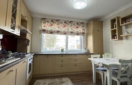 Apartament 3 camere, 65mp, decomandat, parcare, Stadionului