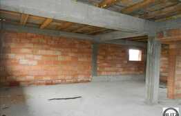 Casa cu 265 mp utili, teren de 600 mp! Zona benzinariei MOL!