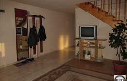 Vanzare triplex cu 130 mp utili, teren de 250 mp!