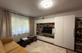 Apartament complet renovat, mobilat, utilat - Zona Racadau