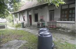 De vanzare casa 75 mp, teren 1410 mp, front 14 ml, zona strazii Avram Iancu