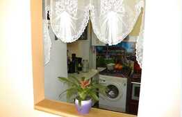 Casa de vanzare 400 mp teren + spatii de depozitare, zona sensului giratoriu