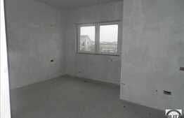 De vanzare duplex, 5 camere, 155 mp, teren de 200 mp! Zona de case!