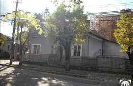 Casa pentru locuit sau sediu de firma! Renovabila!