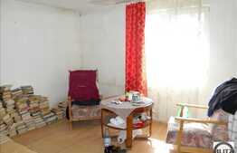 De vanzare casa demolabila/renovabila, 100 mp utili si 235 mp teren