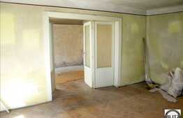 De vanzare casa demolabila/renovabila, 100 mp utili si 235 mp teren