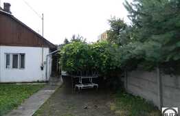 De vanzare casa demolabila, 50 mp cu teren 400 mp si front la strada de 10 ml!