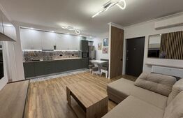 Apartament 3 camere, lux, zona Centrala