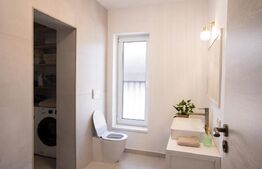 Casă modernă cu rafinament, lumină și eficiență energetică