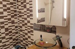 Apartament cu 2 camere, etaj intermediar, 60 mp, zona centrala.