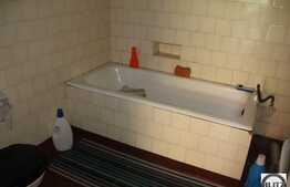 Casa solida renovabila in zona foarte buna!