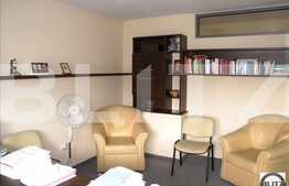 Imobil Situat La Artera Principala. Finisat, Suprafata Generoasa !!