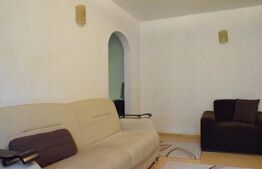 Apartament cu 3 camere, semidecomandat, la etaj intermediar, zona Astra