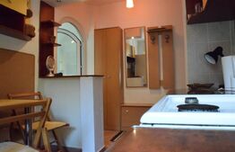 Apartament cu 3 camere, semidecomandat, la etaj intermediar, zona Astra