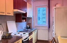 Apartament cu 3 camere, semidecomandat, la etaj intermediar, zona Astra