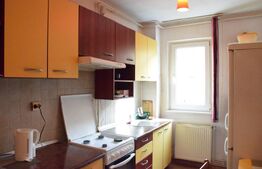 Apartament cu 3 camere, semidecomandat, la etaj intermediar, zona Astra