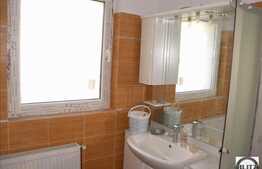 Casa 3 camere, 120 mp, teren 150 mp, zona Septimiu Albini