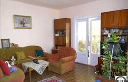 O casa renovata in zona linistita!