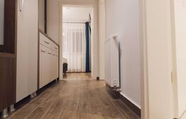 Penthouse de 3 camere, decomandat, 83 mp, 2 băi și terasă, in Tractorul, Coresi