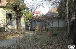 Casa demolabila in zona Pietei Fraternitatii !!!