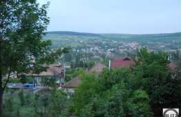 Apartament partial mobilat de vanzare!