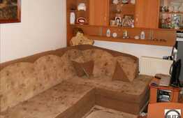 Apartament partial mobilat de vanzare!