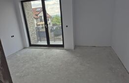 Casa premium, 180 mp utili, 320 mp curte, Europa, cu panouri fotovoltaice!