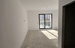 Casa premium, 180 mp utili, 320 mp curte, Europa, cu panouri fotovoltaice!